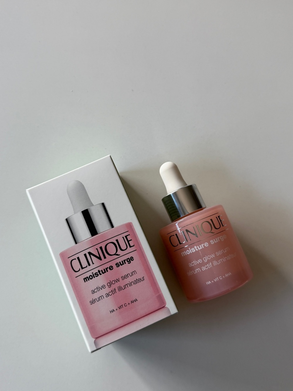 NWT Clinique Moisture Surge Active Glow Serum
